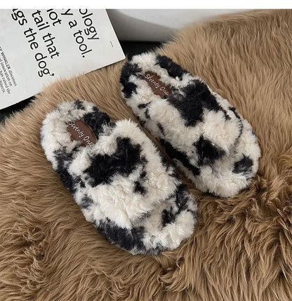 Cozy Chic: 2023 Autumn/Winter Plush Slippers