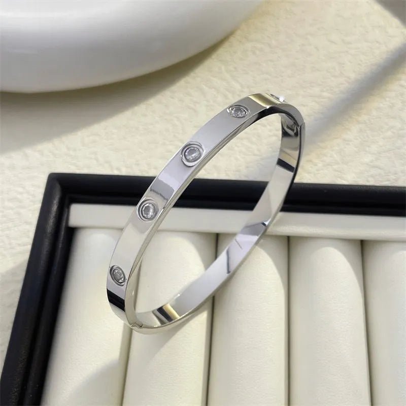 Elegant Zircon Cross Nut Nail Bracelet