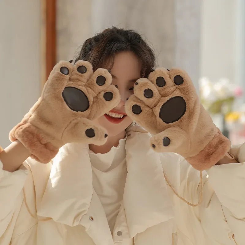 Cozy Chic: Cute Bear Paw Plush Gloves for Winter